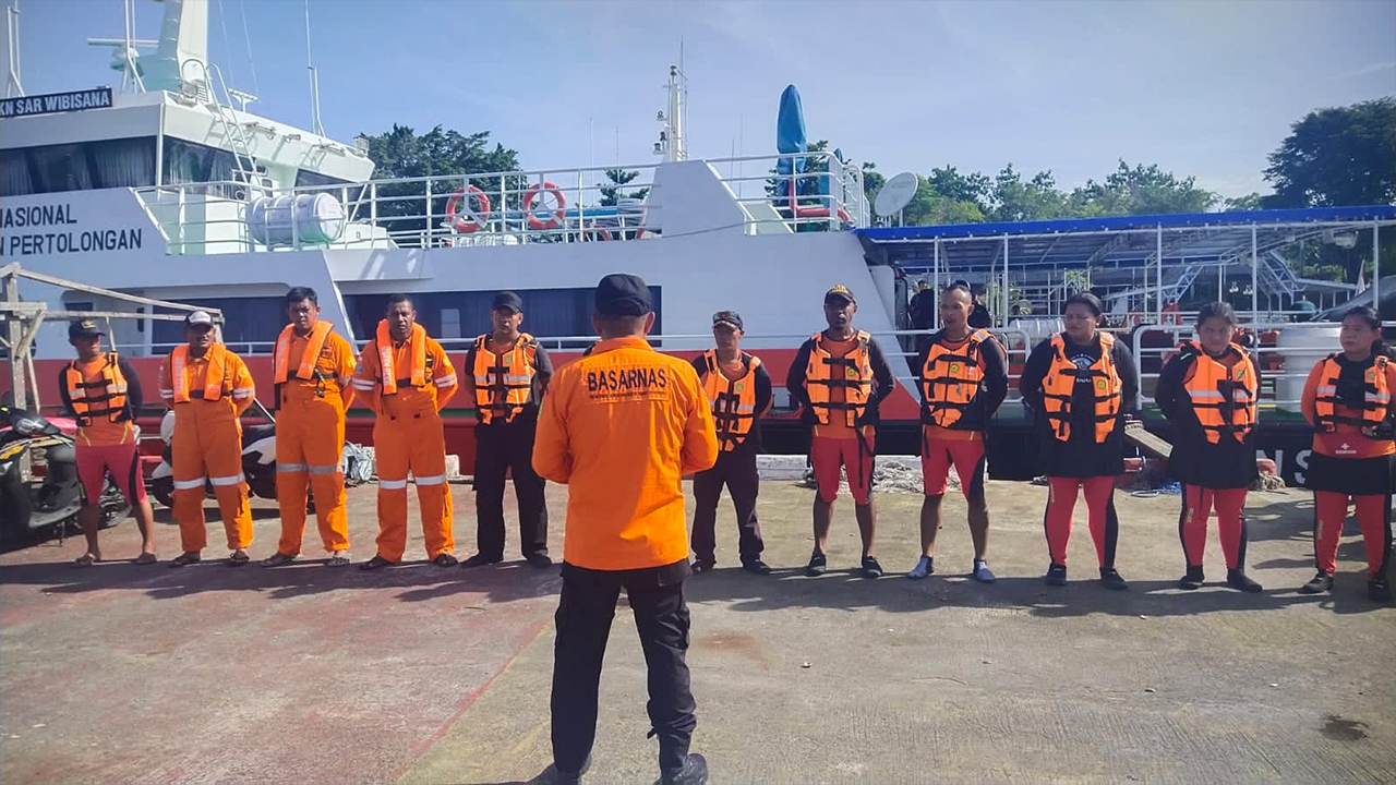 Kapal Kayu Tujuan Numfor Tenggelam di Perairan Pulau Rani